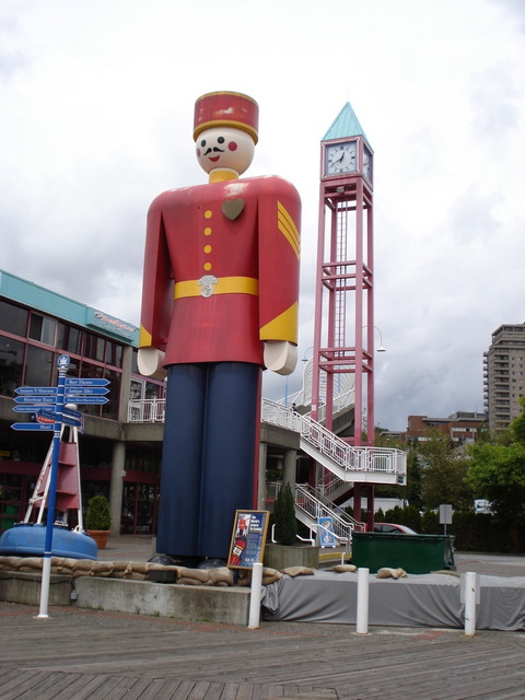 The World's largest Tin Soldier... at the Wesrminster Quay.
