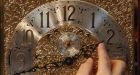 Canadians to turn clocks ahead early this spring