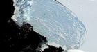 Huge Antarctic ice chunk collapses