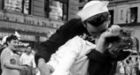 Nurse in famous N.Y. war photo reunites with Navy