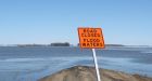 Warm, dry weather reduces flooding threat in Manitoba