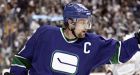 Canucks to retire Naslund's number