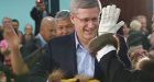 PM shimmies, shouts as he joins Inuit dance group