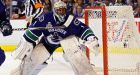 Luongo, Canucks blank Bruins