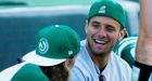 Andy Fantuz rejoins the Saskatchewan Roughriders