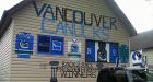 Canucks fan paints Windsor house to 'shut everyone up'