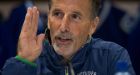 Coach John Tortorella warns Canucks players about Twitter